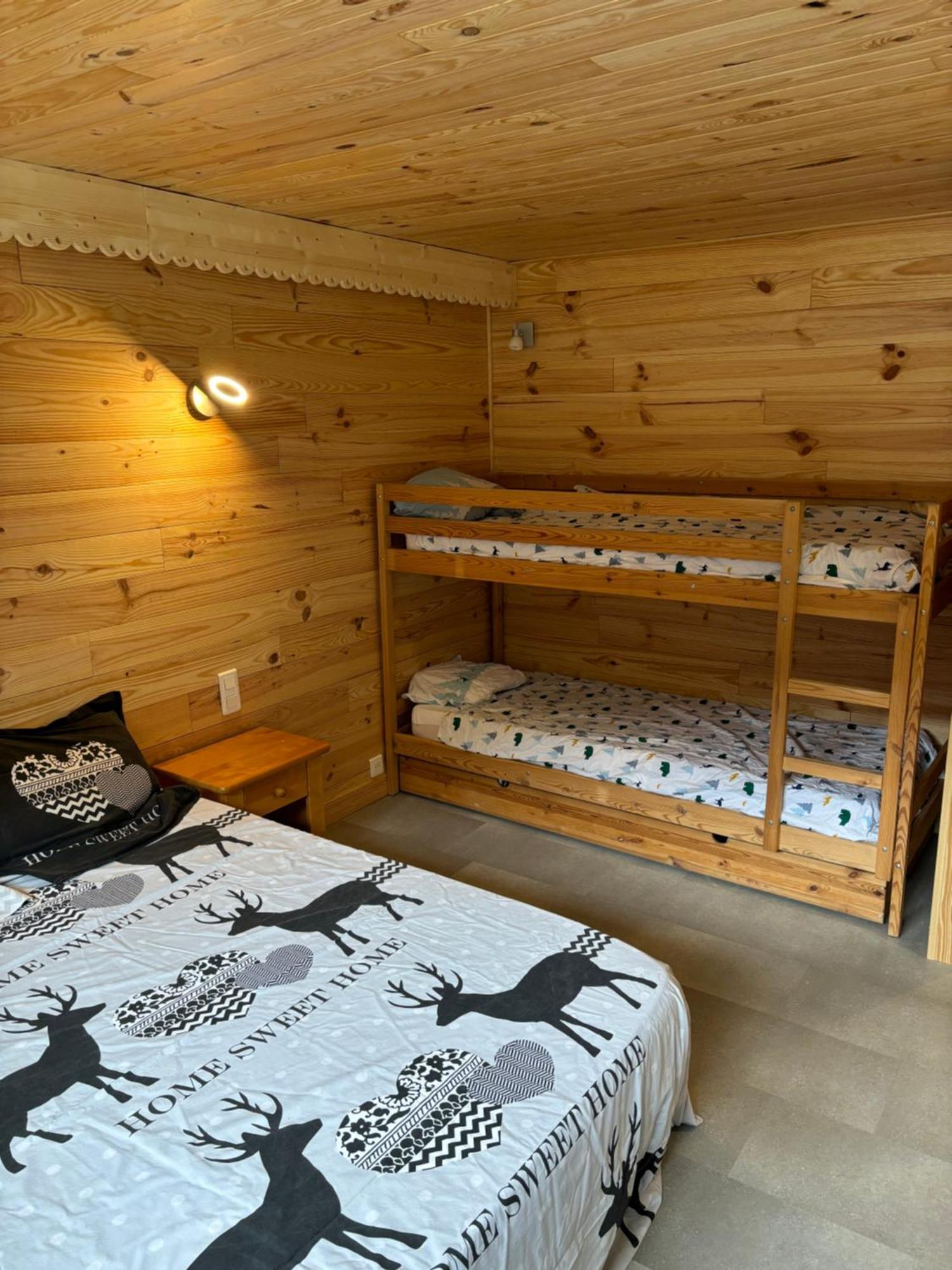 L'Oursiere A Saint Mamet Apartment ภายนอก รูปภาพ