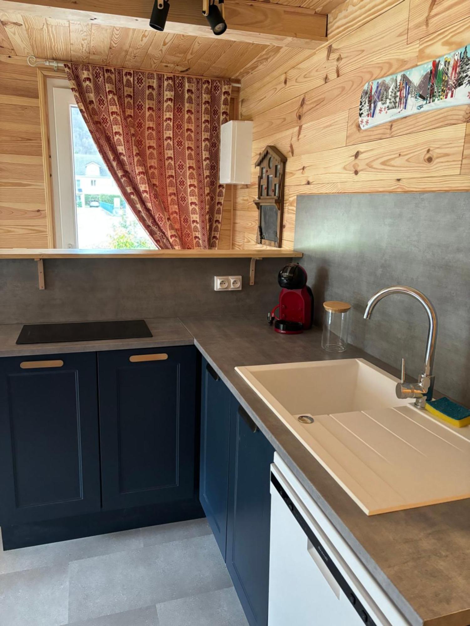 L'Oursiere A Saint Mamet Apartment ภายนอก รูปภาพ
